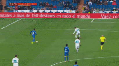 轻伤不下火线！记者：姆巴佩左手无名指骨折，但仍将出战曼城