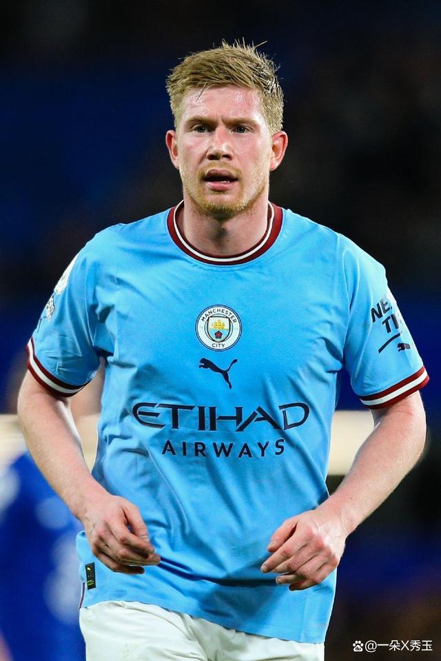 勇士队防守顶尖，波斯特超越格林，科尔应给予更多首发机会。